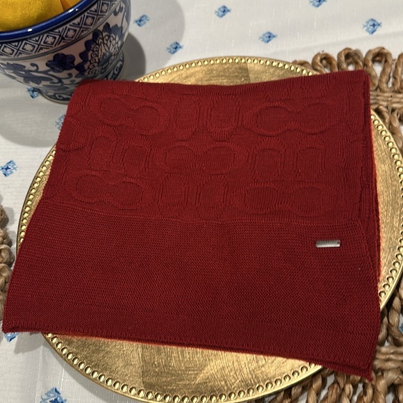 Coach Signature Burgundy Scarf NWT 75” X 10”NWT🎁SO SOFT AND BEAUTIFUL! ♥️♥️♥️ - Picture 8 of 8